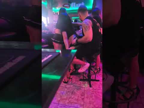 Pattaya soi 6 let the party begin #soi6