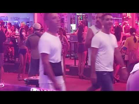 PATTAYA – SOI 6 – THE LADIES OF 3 ANGELS BAR AND OMEGA BAR