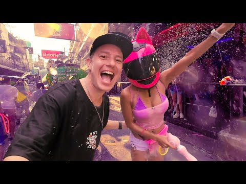 Pattaya Songkran 2024 is INSANE! – Soi 6, Tree Town and Beach Road!