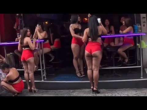 4K Soi 6 Slow Motion Red Light Street Scenen Pattaya Sexy Ladys Look for Handsome Mens ATM 🏧