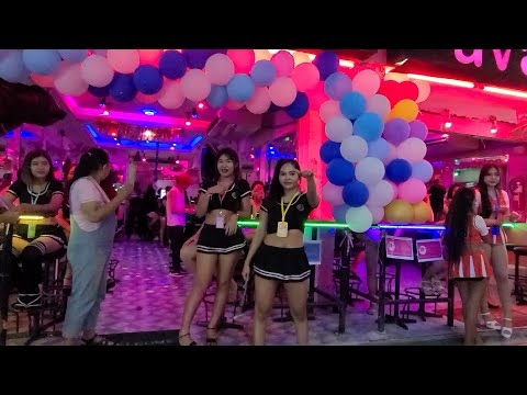8K Beautiful Girls of soi 6 Craziest St in Thailand Bars and 8K Beautiful Girls Pattaya