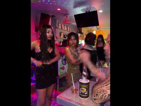 AOM – ONE – STOP BAR  on Soi 6 Pattaya Thailand