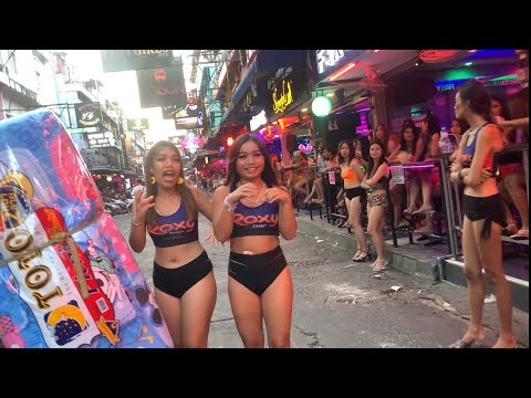 🇹🇭Soi 6 Pattaya walk at 6pm 22 February,2024. and Sunset Pattya beach .午後6時にパタヤのソイ6を歩く。2月22日2024年