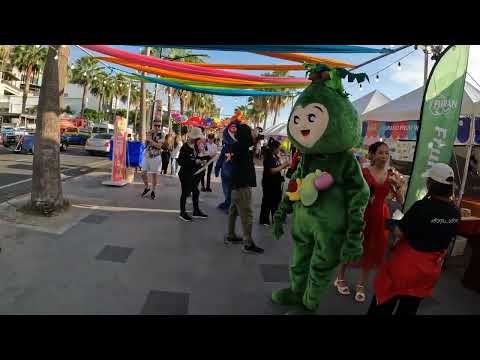 Girls Girls girls,  a walk on most beautiful Soi 6, Pattaya beach rd and walking st.