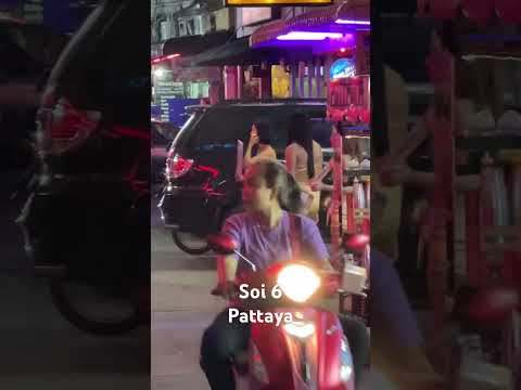 Night atmosphere Soi 6, Pattaya#shorts #thailand #pattaya