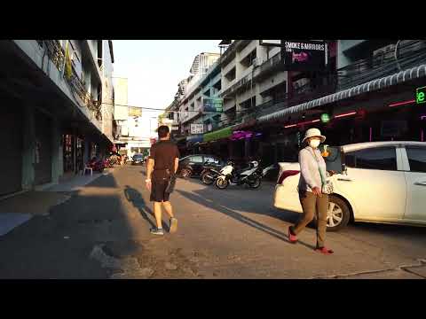 Pattaya Awaits! Street Walk Soi 6! Wander Along the Serene Beach by the Sea