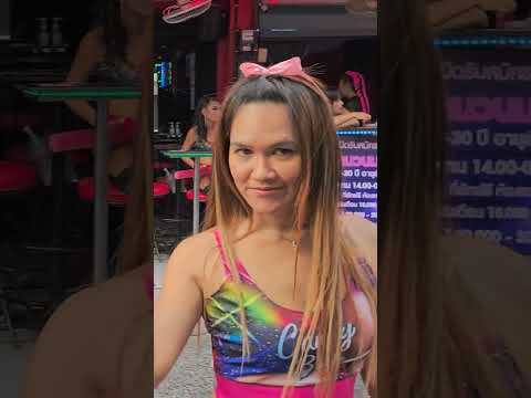 Soi 6 nightlife of Pattaya #pattayagirls #thailand #pattaya #soi6 #ladyboys