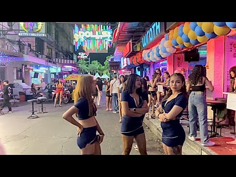 Decent Night Out on Soi 6 🌙✨ Chill Vibes Near Closing Time!