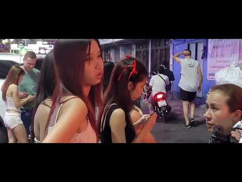 Midnight Walk Down Soi 6 Redlight District, Pattaya, Thailand