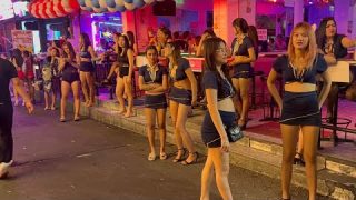 Pattaya Thailand Colorful Life (@iHariWalkin Plz Subscribe) So Cute