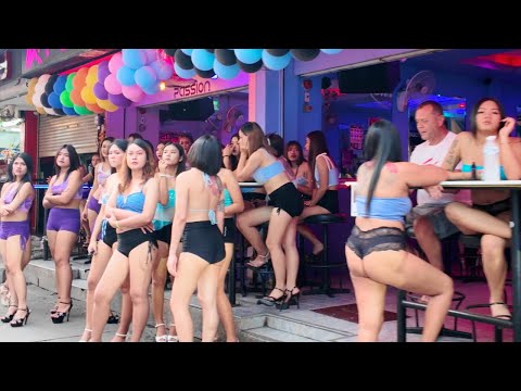 Soi 6 Pattaya Boom Boom Bar Girls, Single Men Paradise 2024!