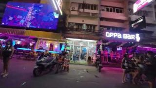 Soi 6 Wednesday night action packed.The good The bad and  The ugly western cowboy shoot out style芭提雅