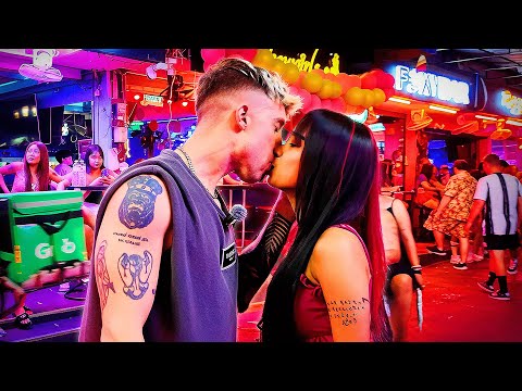 Kiss or Slap in Soi 6, Pattaya 🇹🇭 | Wild Nightlife with Thai Girls!