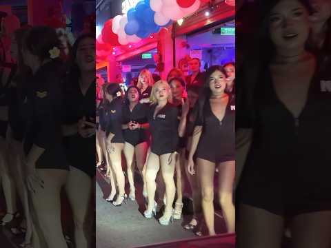 Louie Louie Louie #pattaya #thailand #soi6 #girls #nightlife #reels