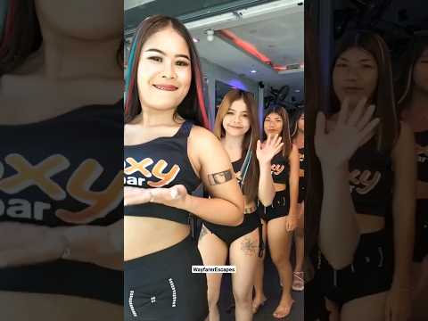 Pattaya Night Bazaar | Roxxy Bar SOI 6 Pattaya Thailand #kohchang #party #soi6