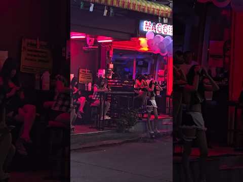 Pattaya Thailand Soi 6 #pattaya #thailand #thailanda #tailandia #vlog #soi6pattaya #travel #2025