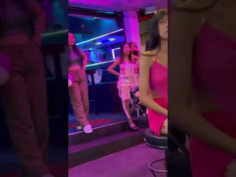 Soi 6 pattaya Thailand after midnight #nightlife #love #soi6pattaya #thailand #pattaya