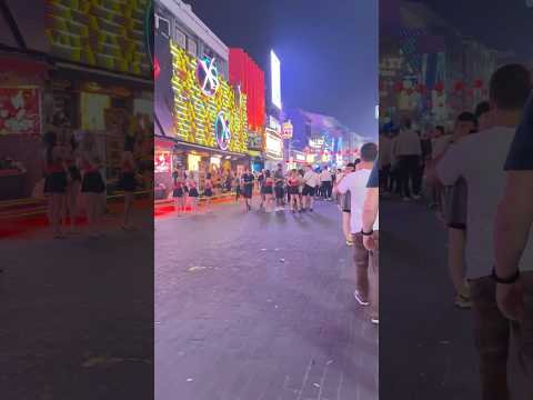 Soi 6 Pattaya Walking Street 🇹🇭🇹🇭🇹🇭🇹🇭#thailand #soi #pattaya #traveldestinations #bangkok🌃
