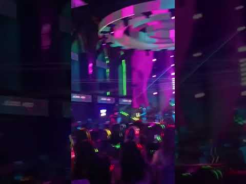 Dancing With Russian Girls in Jannaat  | Jannaat Club Walking Street  #pattaya #thailand #bangkok