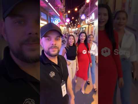 I became the bar manager at soi 6 Pattaya #thailand #travel #pattaya #ai