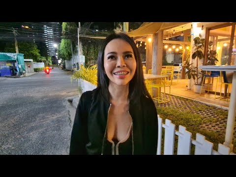 Pattaya Girl Has Unique Side Hustle