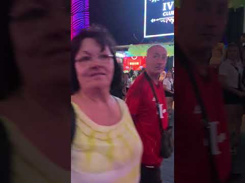 #pattaya girls working on #walkingstreet #pattayanightlife