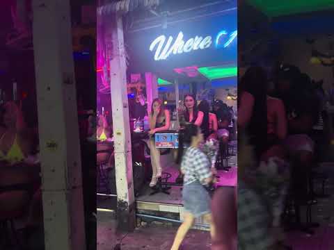 Soi 6 Pattaya fun
