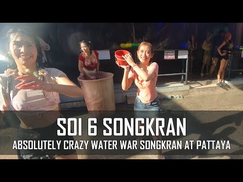 Soi 6 Pattaya Goes WILD and WET!