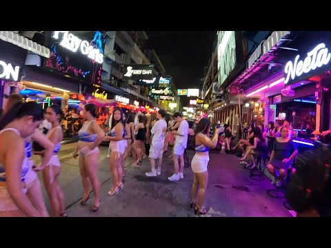 Soi 6 Pattaya – More Bar Girls than Customers