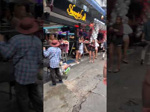 Girls on Soi 6 Pattaya #soi6
