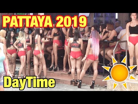 PATTAYA 2019 DAYTIME – market – beach road – soi buakhao – SOI 6- Thai girls and bars – Lanlan