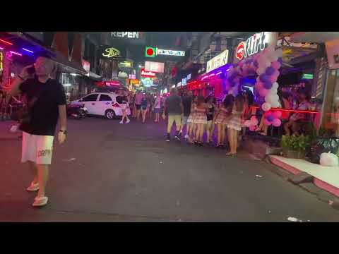 Pattaya. Soi 6. Hot girls. February 9