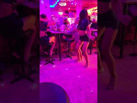 Pattaya soi 6 women