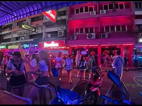 The beautiful CHAOS of Soi 6 in Pattaya #nightlife #nightclubparty #partytime #touristattraction
